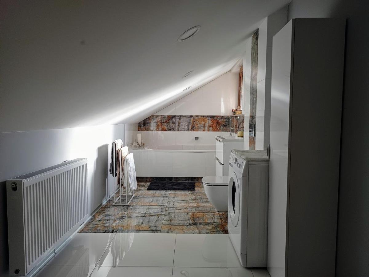 Barytowy Apartament Tarnowskie Gory Exterior photo
